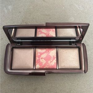 Hourglass Ambient Lighting Palette Edit